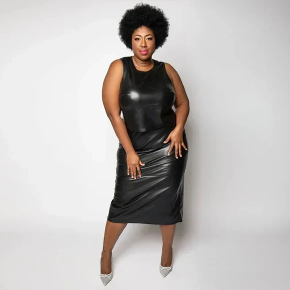 Ensemble grande taille jupe cuir sexy